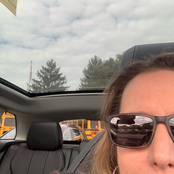 Meet the Posher Other - Meet your Posher, Lisa